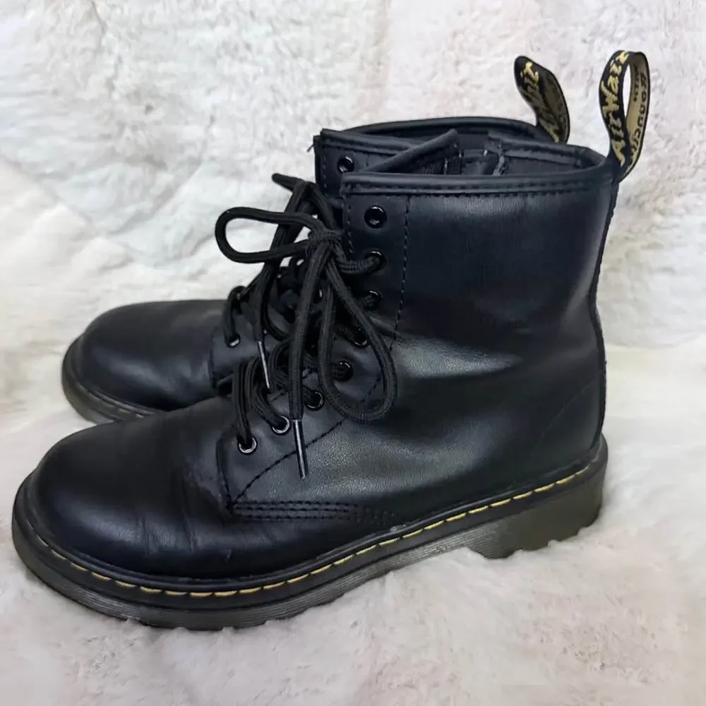 Sz 4 Girls Junior Dr. Martens Black Ankle 1460 Boots